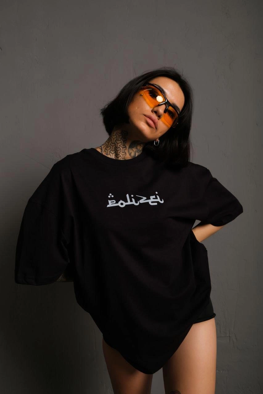 Kadın Bisiklet Yakalı Sırt Baskılı Oversize Kısa kol T-Shirt - Siyah