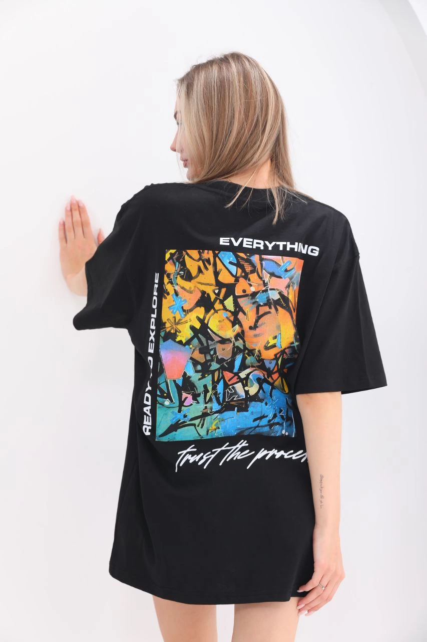 kadın Bisiklet Yaka Baskılı Oversize T-Shirt - Siyah